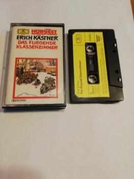 Das Fliegende Klassenzimmer Schwarz mit Gelben Aufkleber 423814-4 Deutsche Grammophon